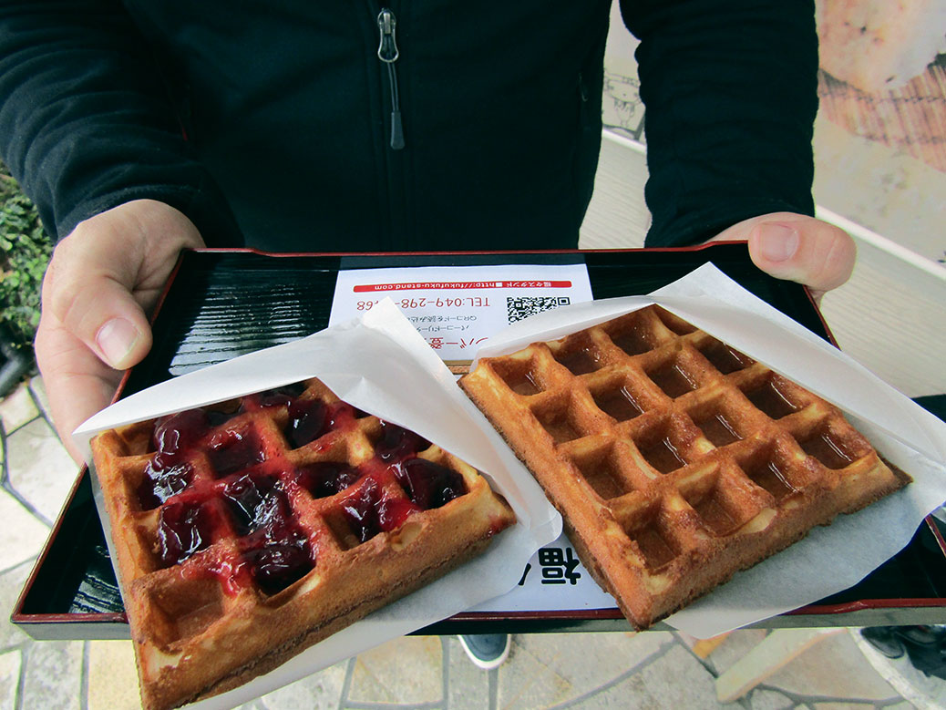 Waffles at the Fuku Fuku Stand near Renkeiji Temple. Cranberry syrup on the left and maple syrup on the right.